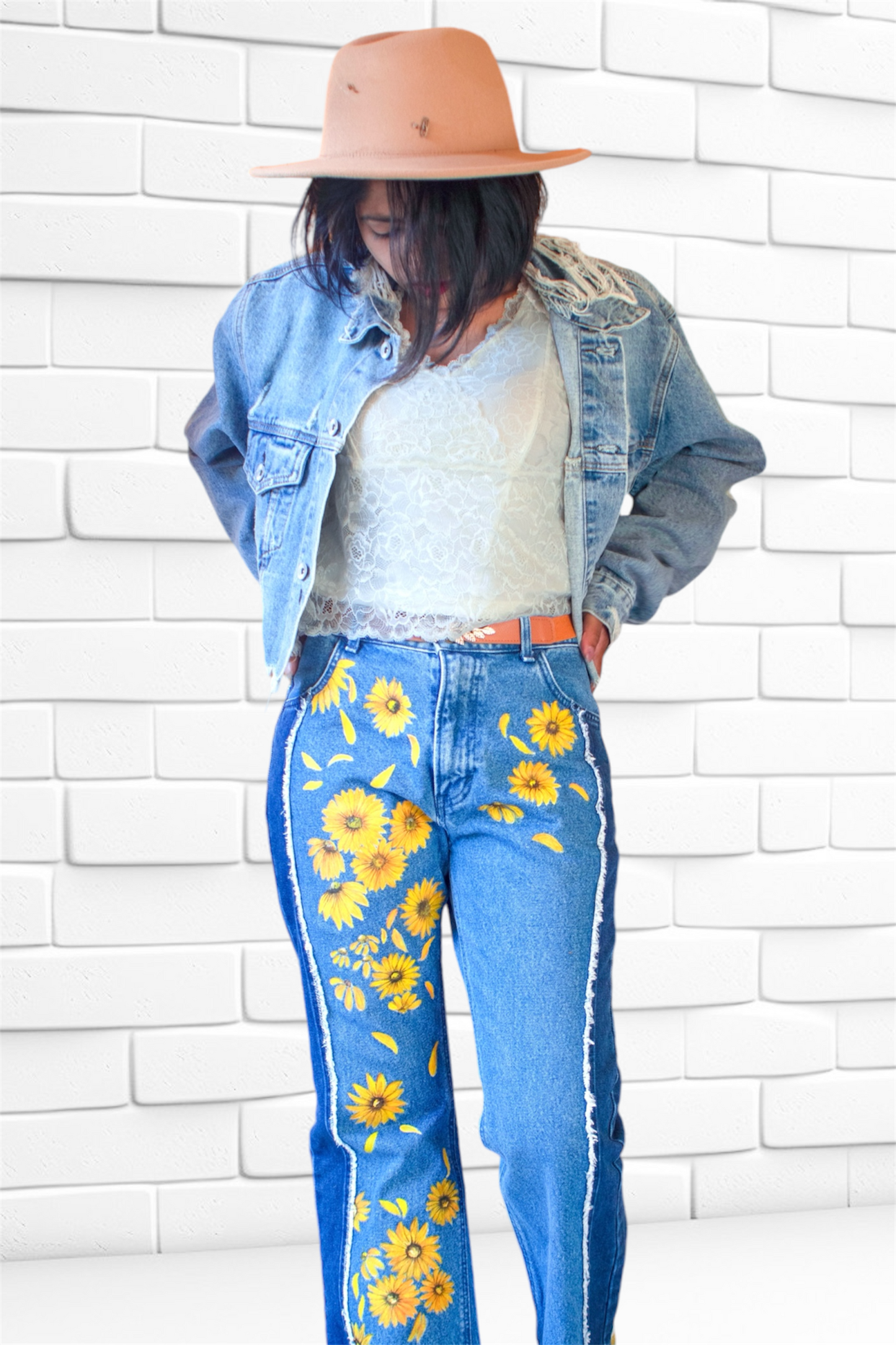 Hand-painted  Women's Flower Denim Jeans, hand painted fabrics, daisy flowers painted denim jeans , flower painted clothes, hand painted denim jeans 