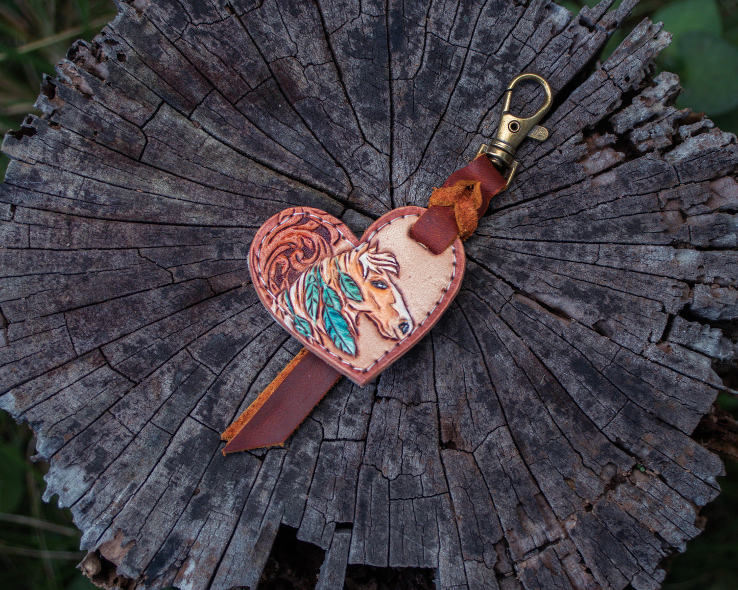 Leather tooled Heart charms , Tooled hearth charm, heart leather key ring, horse tooled heart charm. cow tooled leather key ring, Western Key Lanyard,

Unique Leather Accessories,

tooled leather,

Leather Keychain Gift

Leather key chain

leather carved key chain

horse key chain,

heart charm,

Handmade leather,

Handcrafted Leather Keychain,

gift for her,

Genuine Leather Heart Charm,

car key chain,

,bag tussle

