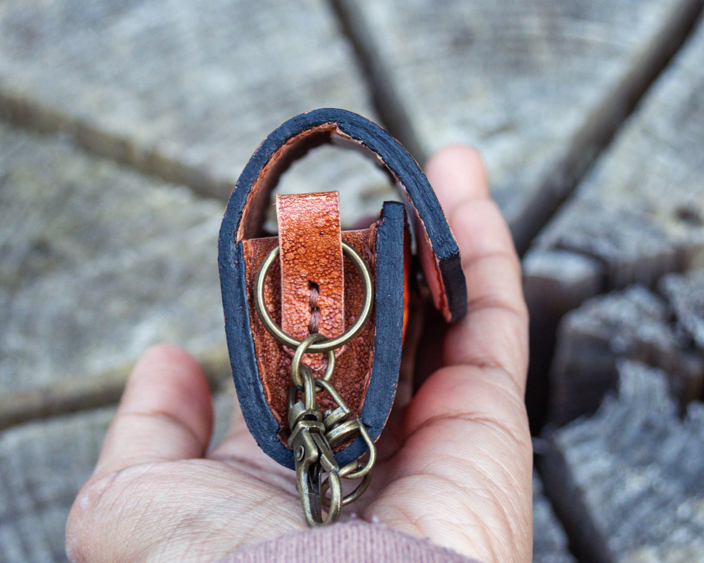 Tooled leather Airpods case, hand tooled leather airpods  case, handmade tooled leather , leather airpod case , western tooled airpods case , western floral tooled, airpod pro case, leather airpod pro 2 case, leather carved airpod case 