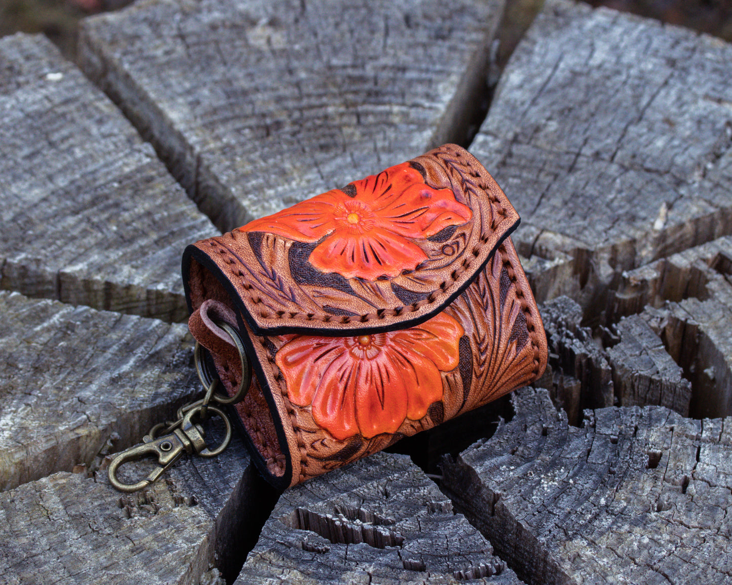 Tooled leather Airpods case, hand tooled leather airpods  case, handmade tooled leather , leather airpod case , western tooled airpods case , western floral tooled, airpod pro case, leather airpod pro 2 case, leather carved airpod case 