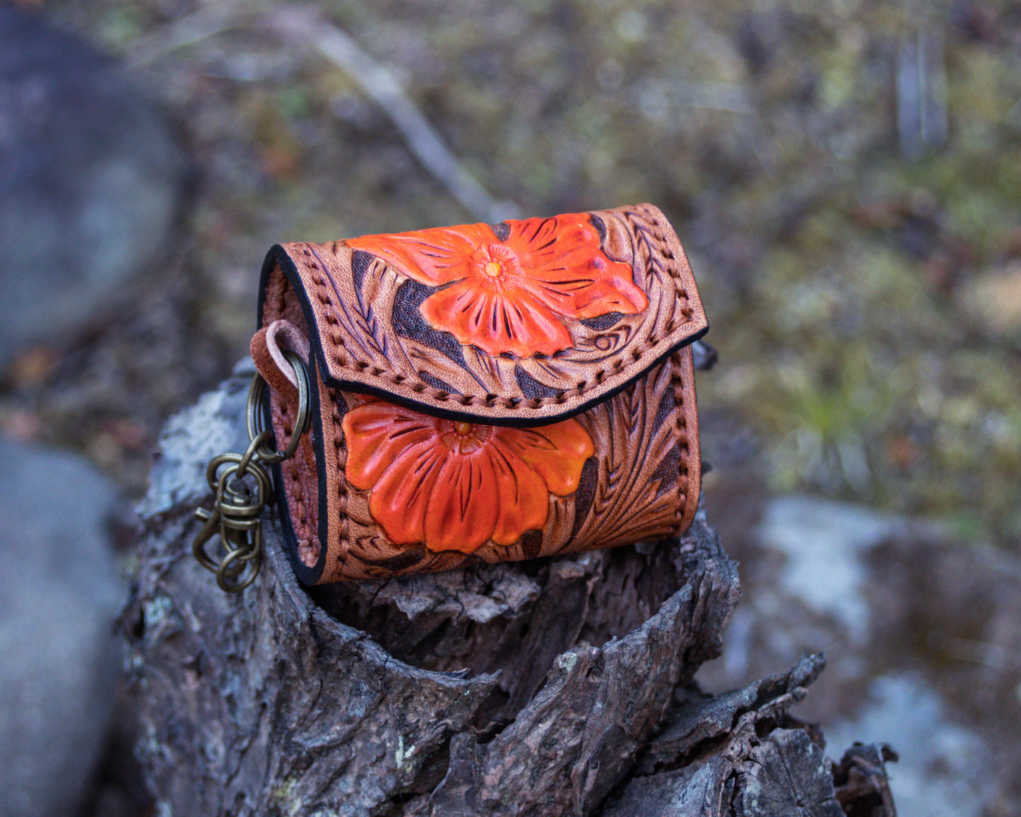 Tooled leather Airpods case, hand tooled leather airpods  case, handmade tooled leather , leather airpod case , western tooled airpods case , western floral tooled, airpod pro case, leather airpod pro 2 case, leather carved airpod case 